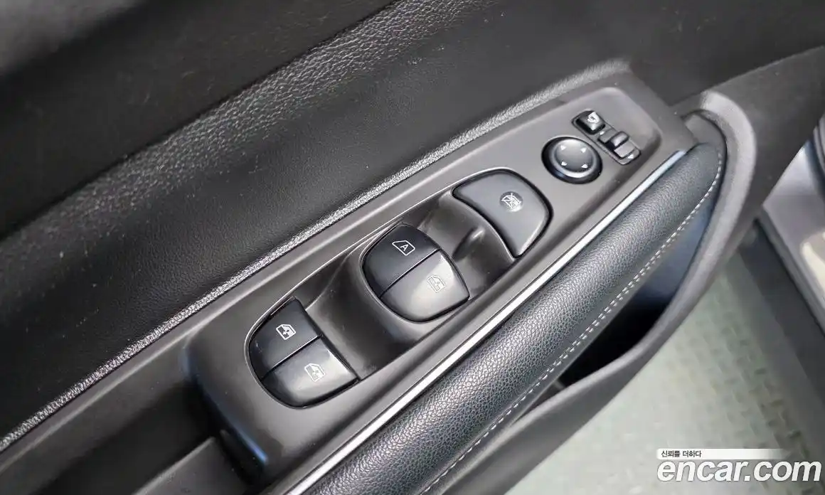 Renault QM6 2017 2.0 Автомат в Москве № 226039, фото 8