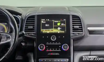 Renault QM6 2017 2.0 Автомат в Москве № 226039, миниатюра 10