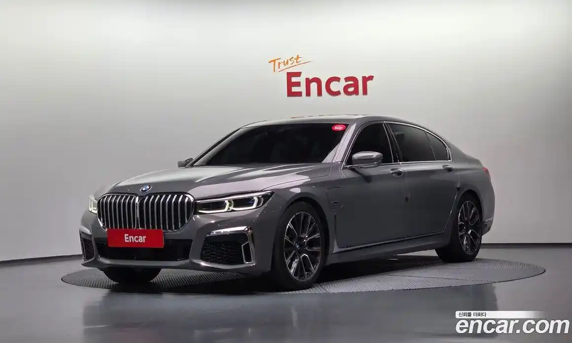 BMW 7-Series 2022 3.0 Автомат в Москве № 229060, фото 1