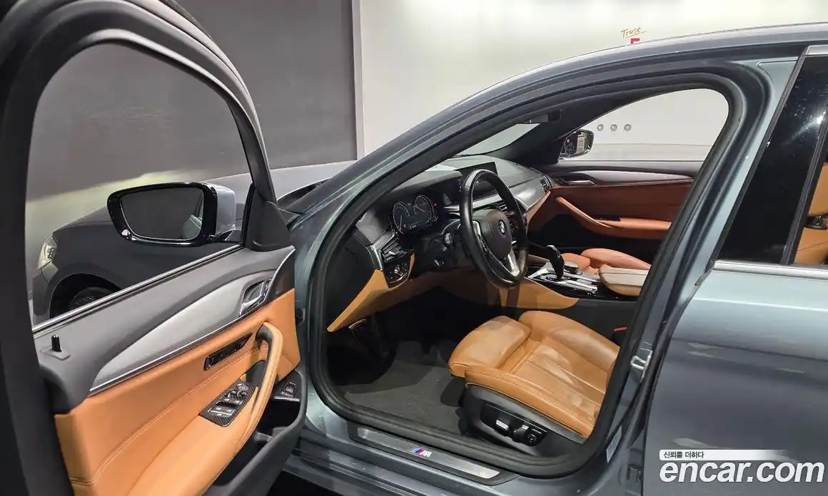 BMW 5-Series 2018 2.0 Автомат в Москве № 229111, фото 16