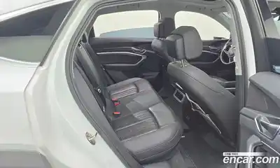 Audi e-tron 2021 0.2 Автомат в Москве № 229791, миниатюра 11