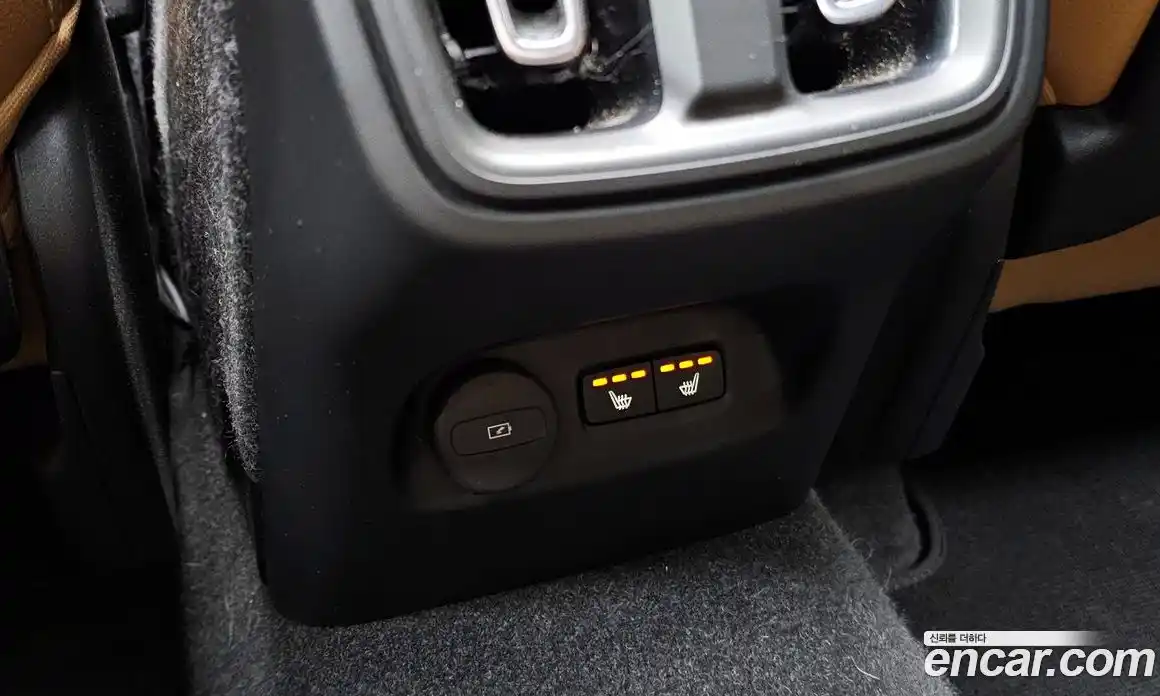 Volvo XC40 2022 2.0 Автомат в Москве № 230375, фото 10