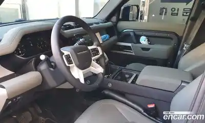 Land Rover Defender 2022 3.0 Автомат в Москве № 231334, миниатюра 4