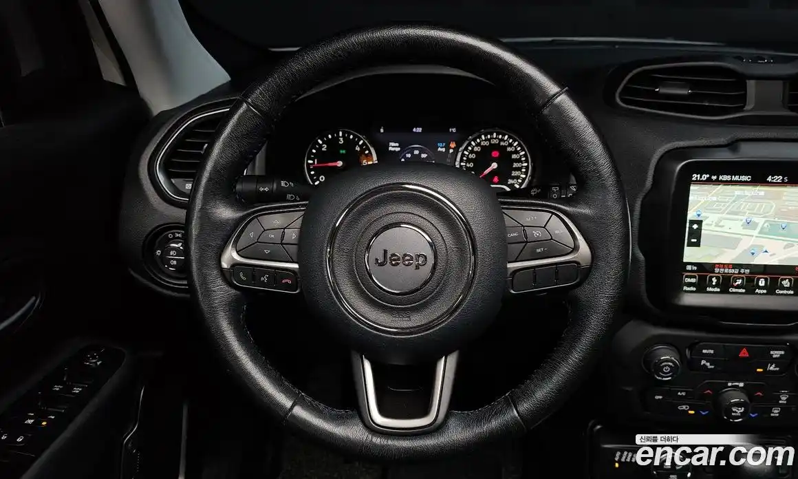 Jeep Renegade 2018 2.0 Автомат в Москве № 232643, фото 17