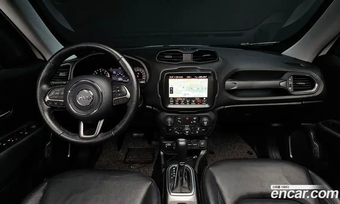 Jeep Renegade 2018 2.0 Автомат в Москве № 232643, фото 8