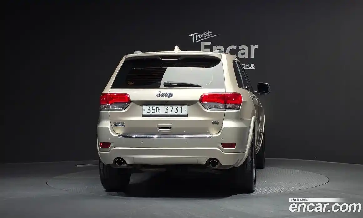 Jeep Cherokee 2014 3.0 Автомат в Москве № 232772, фото 1