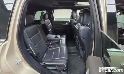 Jeep Cherokee 2014 3.0 Автомат в Москве № 232772, миниатюра 5