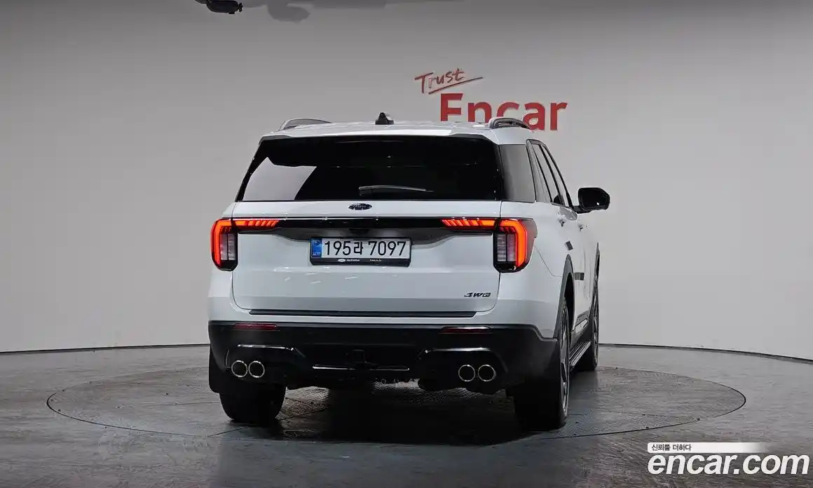 Ford Explorer 2025 2.3 Автомат в Москве № 233016, фото 12