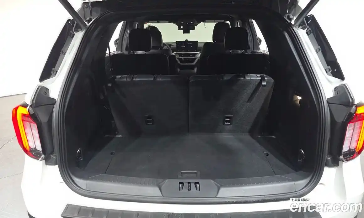 Ford Explorer 2025 2.3 Автомат в Москве № 233016, фото 14