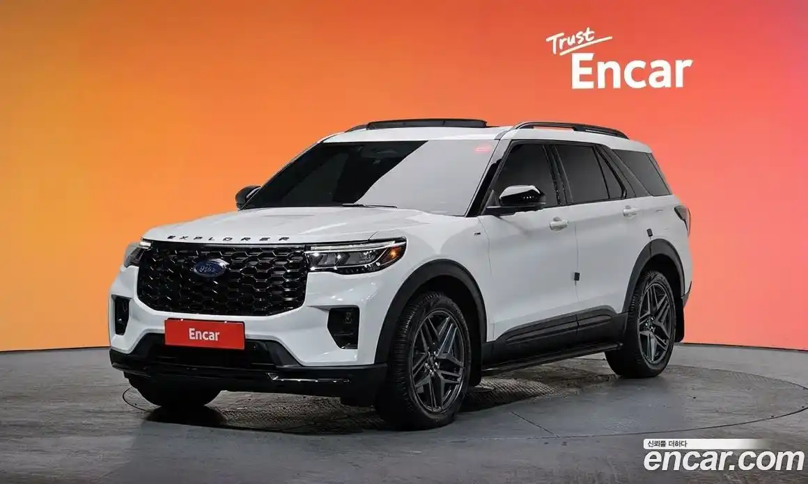 Ford Explorer 2025 2.3 Автомат в Москве № 233016, фото 18