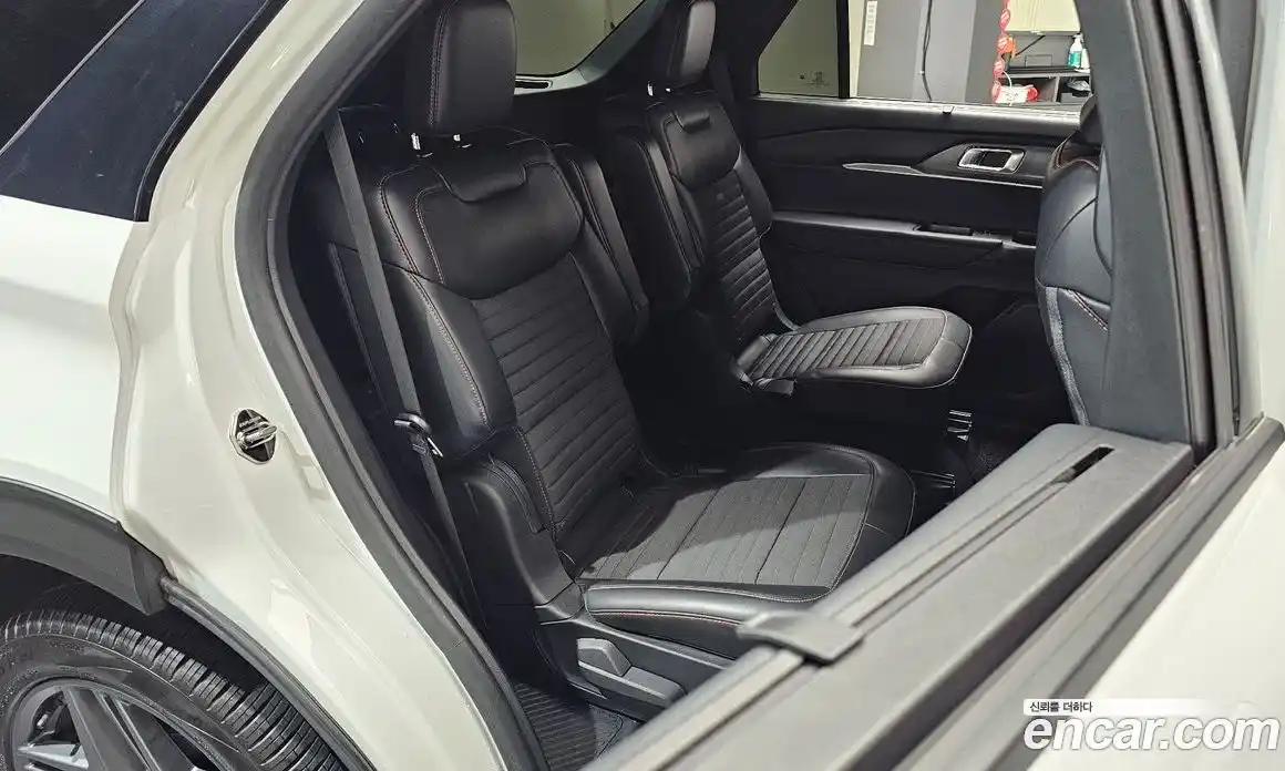 Ford Explorer 2025 2.3 Автомат в Москве № 233016, фото 7