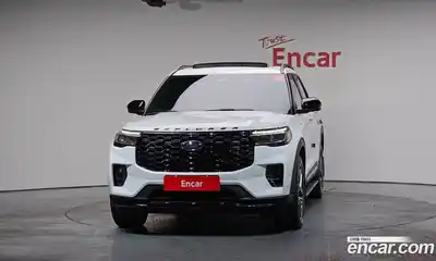 Ford Explorer 2025 2.3 Автомат в Москве № 233016, миниатюра 10