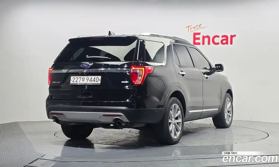 Ford Explorer 2016 2.3 Автомат в Москве № 257864, фото 15