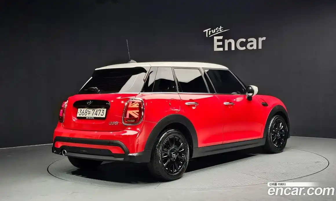 Mini Cooper 2024 1.5 Автомат в Москве № 271863, фото 15