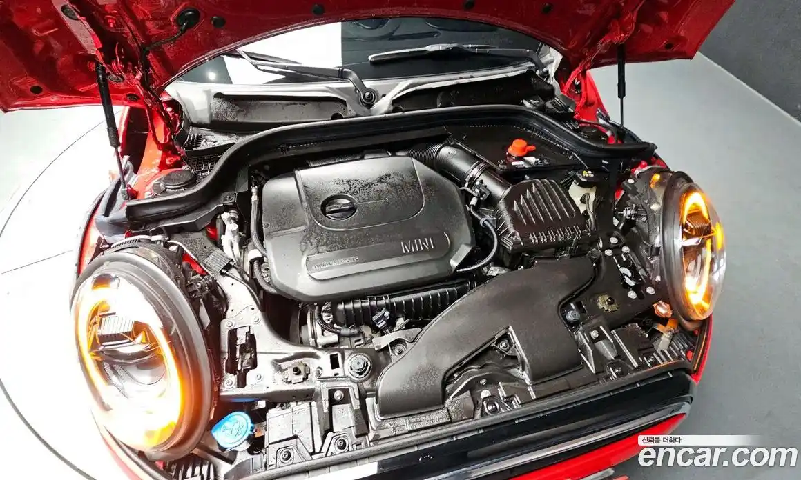 Mini Cooper 2024 1.5 Автомат в Москве № 271863, фото 18