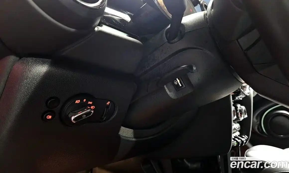 Mini Cooper 2024 1.5 Автомат в Москве № 271863, фото 20