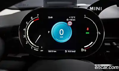 Mini Cooper 2024 1.5 Автомат в Москве № 271863, миниатюра 2