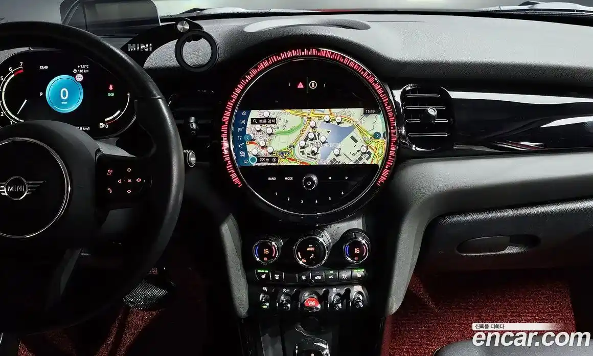 Mini Cooper 2024 1.5 Автомат в Москве № 271863, фото 9