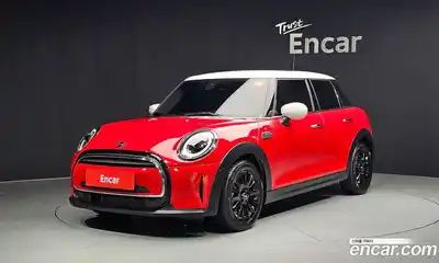 Mini Cooper 2024 1.5 Автомат в Москве № 271863, миниатюра 10