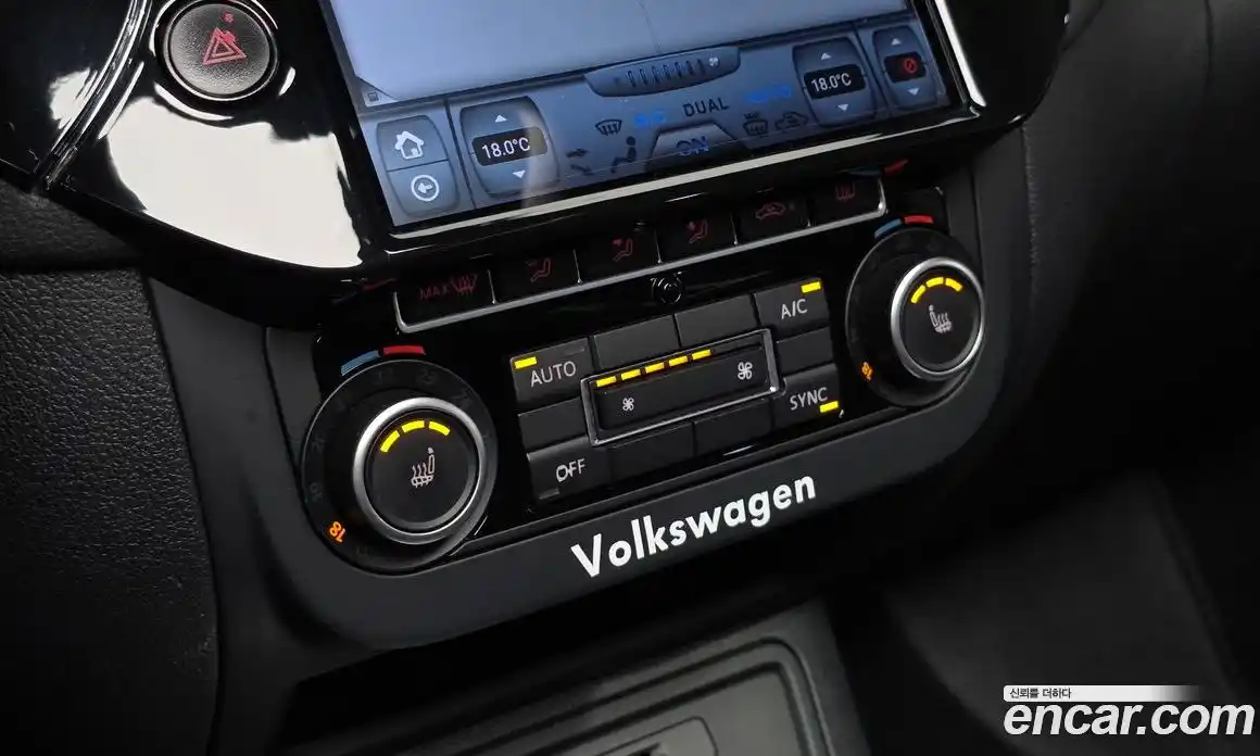 Volkswagen Tiguan 2013 2.0 Автомат в Москве № 277629, фото 1