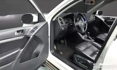Volkswagen Tiguan 2013 2.0 Автомат в Москве № 277629, миниатюра 11