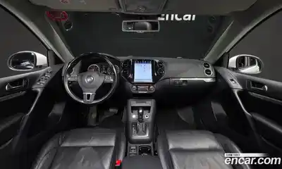 Volkswagen Tiguan 2013 2.0 Автомат в Москве № 277629, миниатюра 7