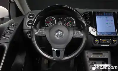 Volkswagen Tiguan 2013 2.0 Автомат в Москве № 277629, миниатюра 10