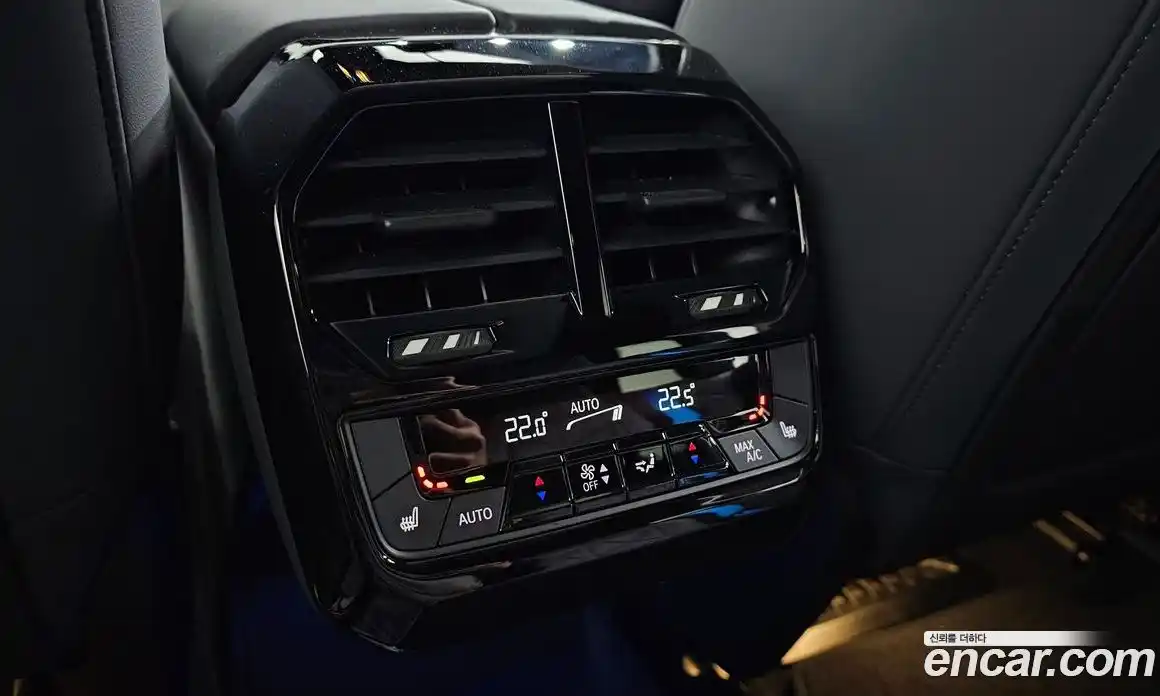 BMW iX 2023 0.3 Автомат в Москве № 280307, фото 18