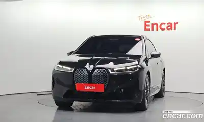 BMW iX 2023 0.3 Автомат в Москве № 280307, миниатюра 2