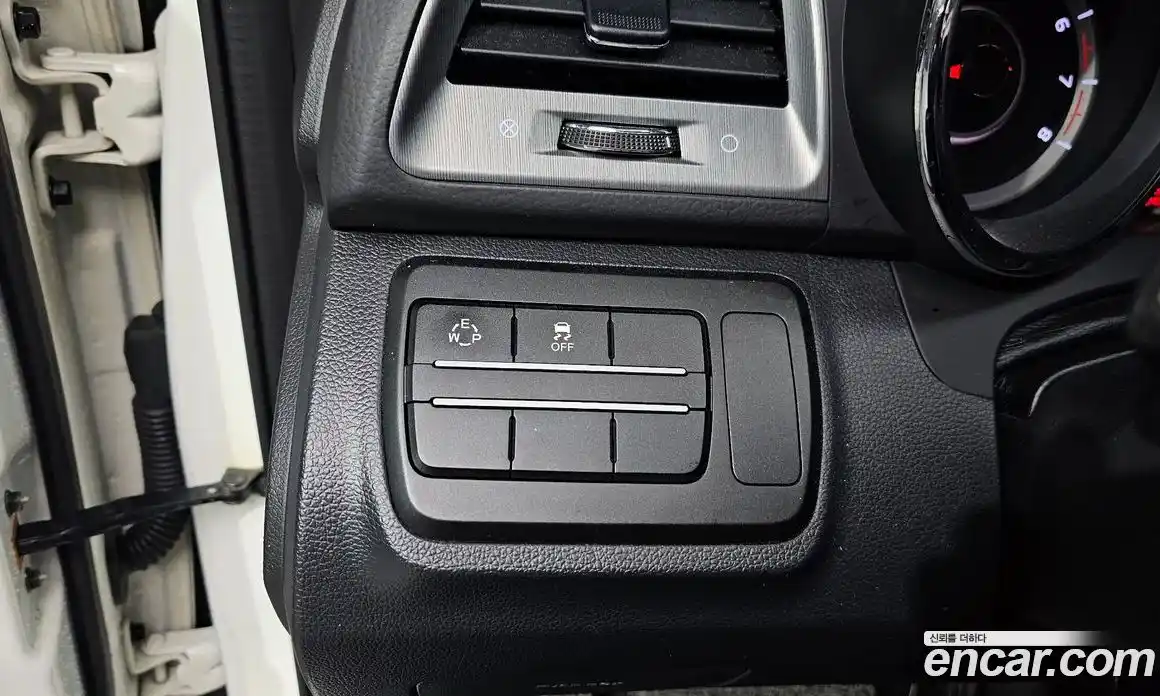 SsangYong TIBOLI 2018 1.6 Автомат в Москве № 28205, фото 8