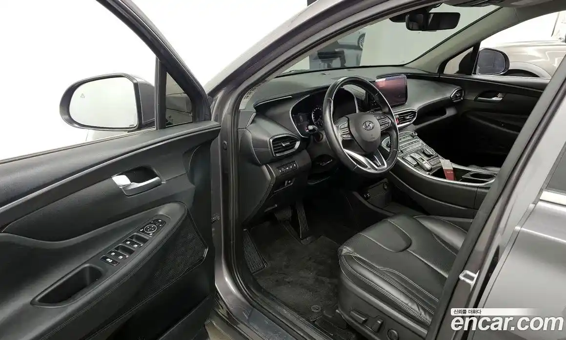 Hyundai Santa Fe 2023 2.2 Автомат в Москве № 2977, фото 12