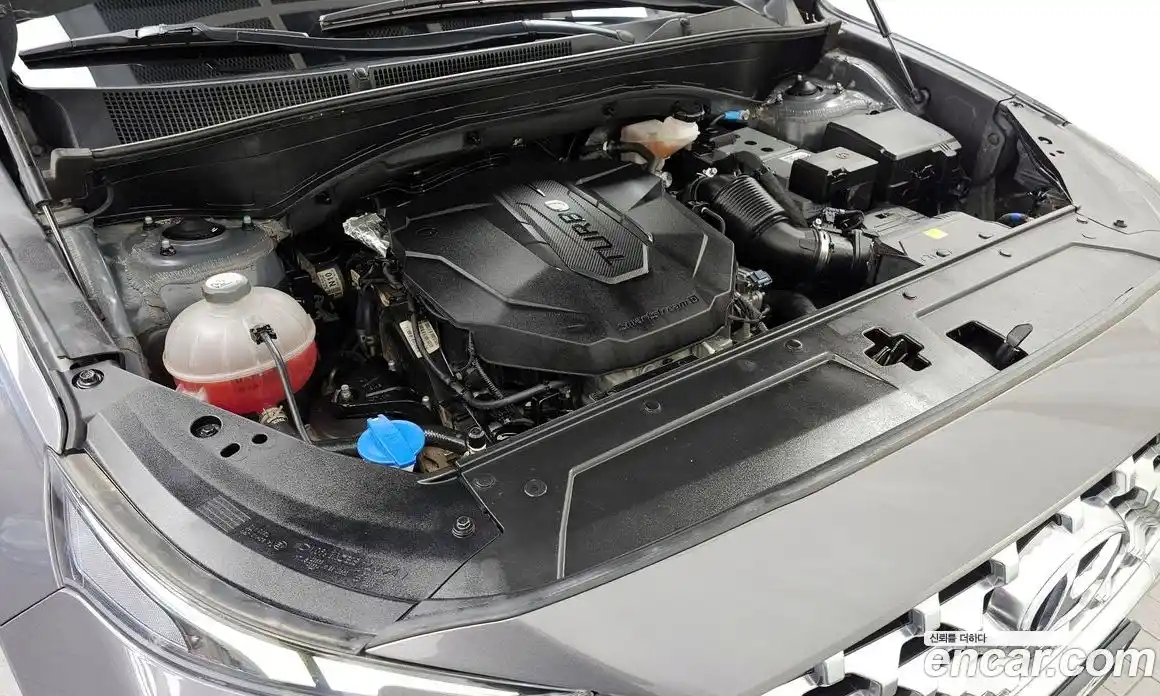 Hyundai Santa Fe 2023 2.2 Автомат в Москве № 2977, фото 7