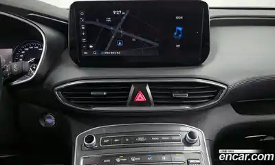 Hyundai Santa Fe 2023 2.2 Автомат в Москве № 2977, миниатюра 8