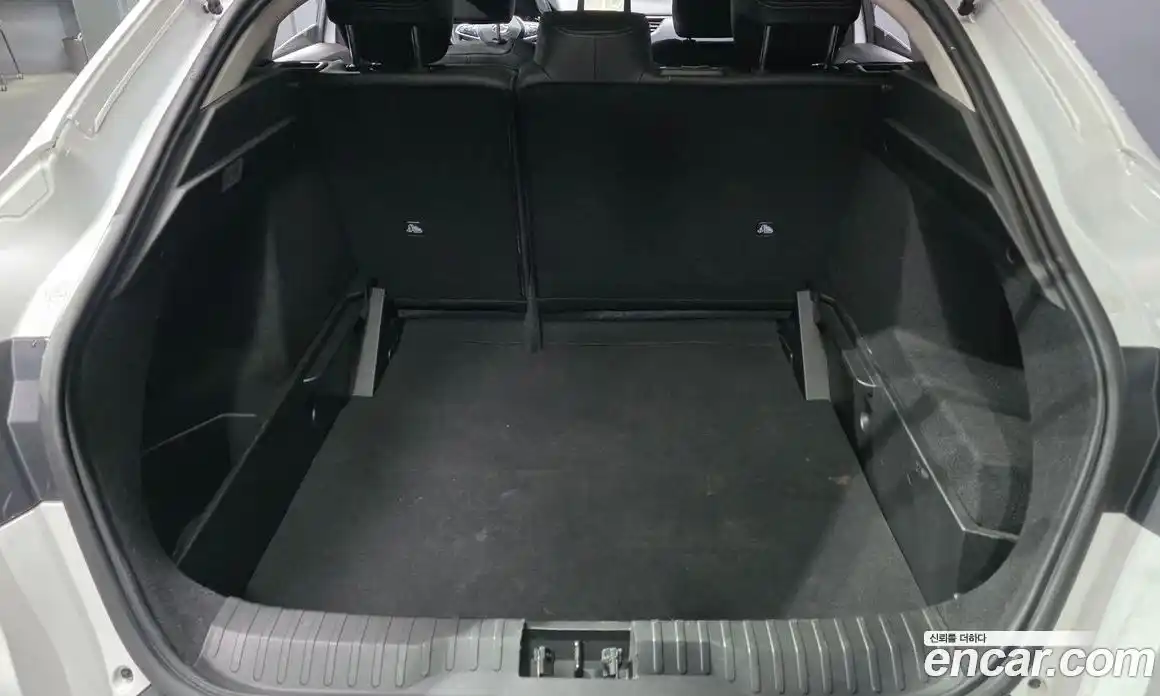 Renault XM3 2023 1.6 Автомат в Москве № 328880, фото 12