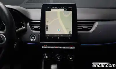 Renault XM3 2023 1.6 Автомат в Москве № 328880, миниатюра 4