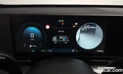 Hyundai Kona 2023 1.6 Автомат в Москве № 330212, миниатюра 7