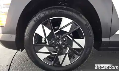 Hyundai Kona 2023 1.6 Автомат в Москве № 330212, миниатюра 8