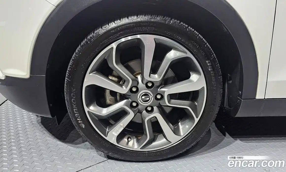 SsangYong TIBOLI 2016 1.6 Автомат в Москве № 33132, фото 10