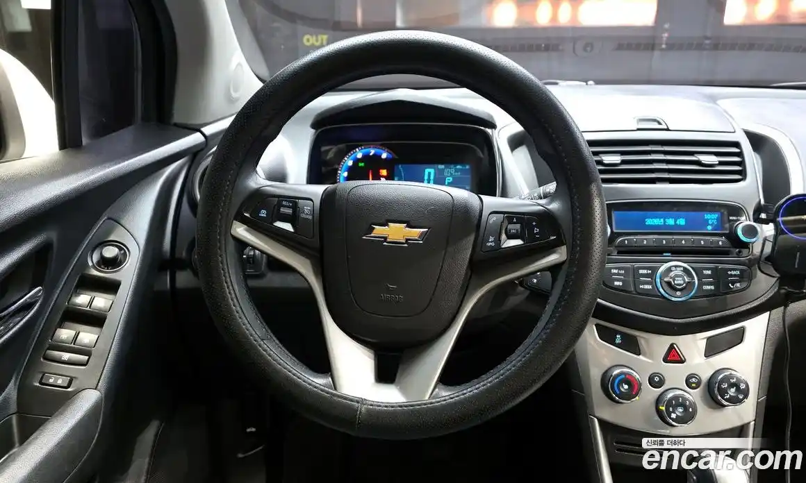 Chevrolet Trax 2016 1.4 Автомат в Москве № 332514, фото 15