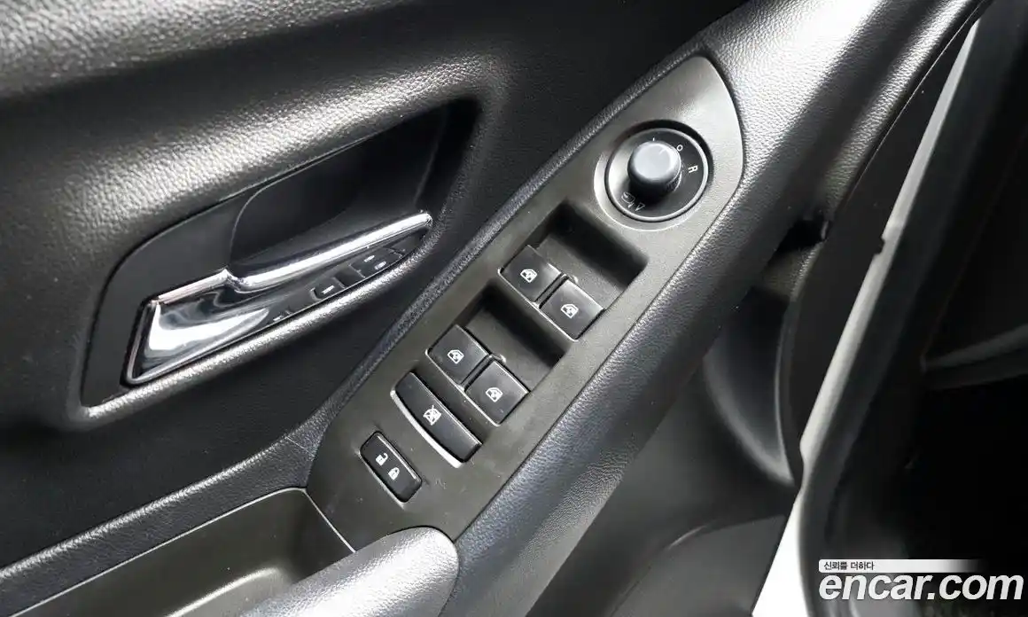 Chevrolet Trax 2016 1.4 Автомат в Москве № 332514, фото 4