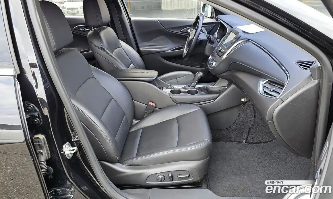 Chevrolet Malibu 2017 1.8 Автомат в Москве № 332990, фото 19