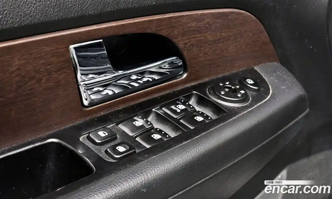 SsangYong Rexton 2015 2.0 Автомат в Москве № 34493, фото 18