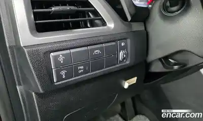 SsangYong Korando 2023 1.5 Автомат в Москве № 35595, миниатюра 4