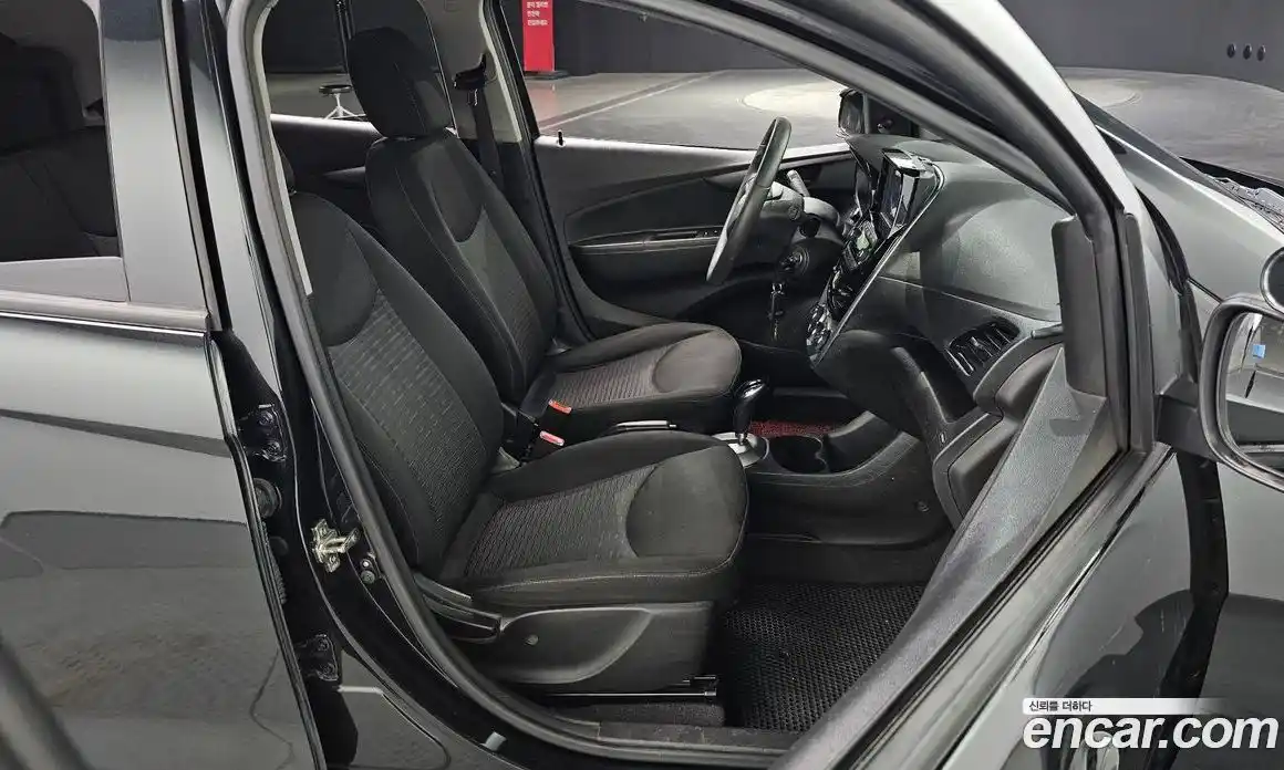 Chevrolet Spark 2016 1.0 Автомат в Москве № 37470, фото 13