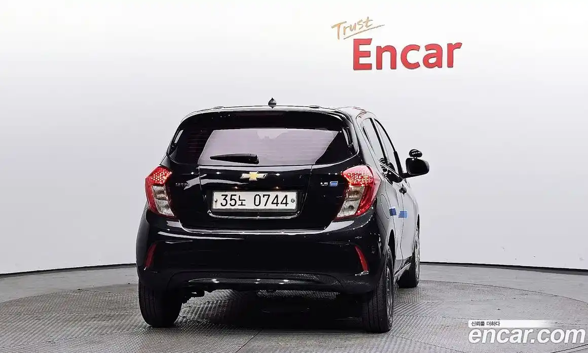 Chevrolet Spark 2016 1.0 Автомат в Москве № 37470, фото 16
