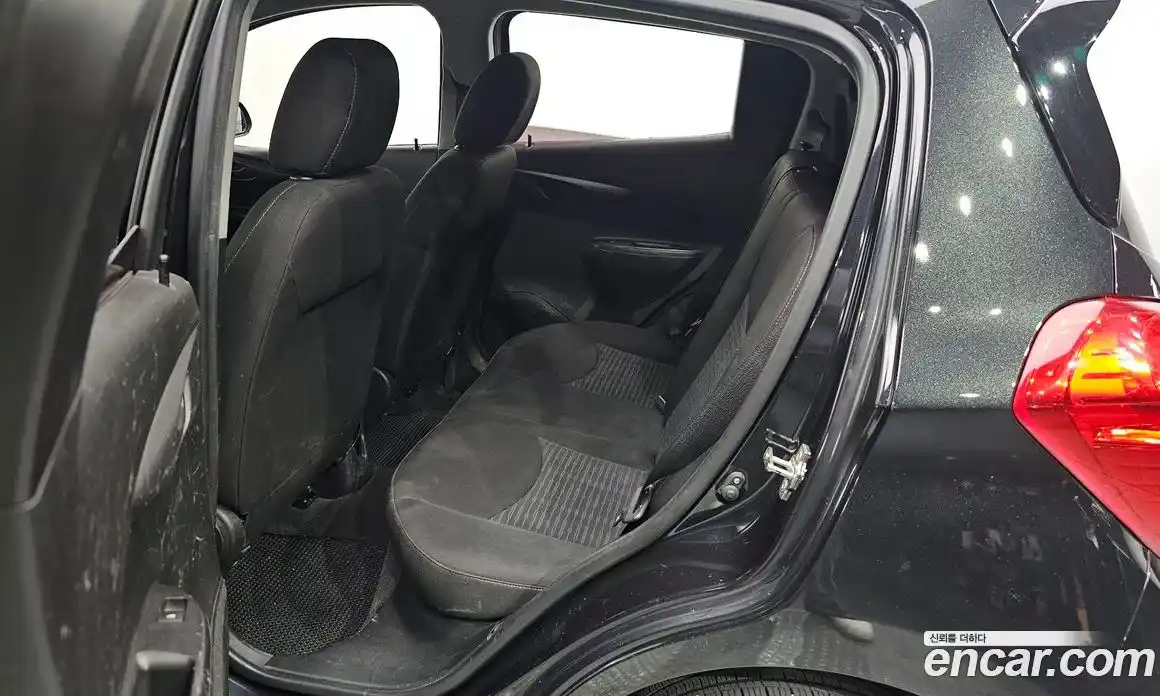 Chevrolet Spark 2016 1.0 Автомат в Москве № 37470, фото 3