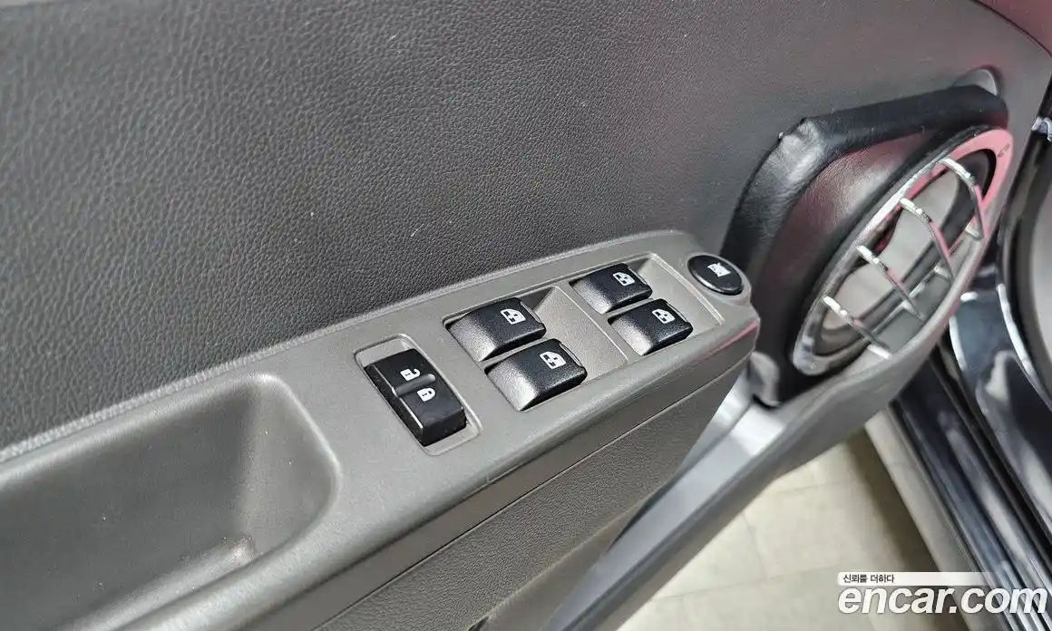 Chevrolet Spark 2012 1.0 Механическая в Москве № 38403, фото 16