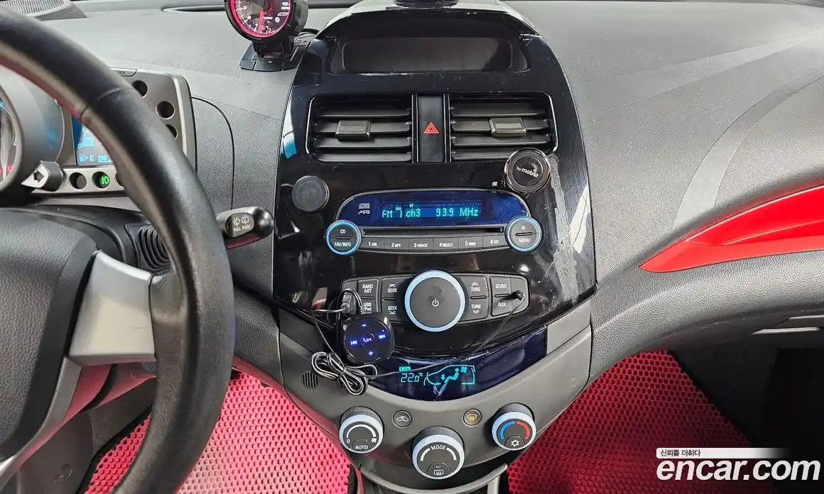 Chevrolet Spark 2012 1.0 Механическая в Москве № 38403, фото 19