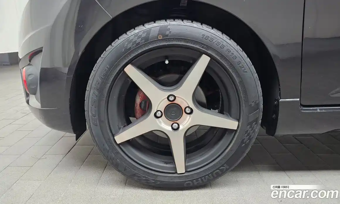 Chevrolet Spark 2012 1.0 Механическая в Москве № 38403, фото 2