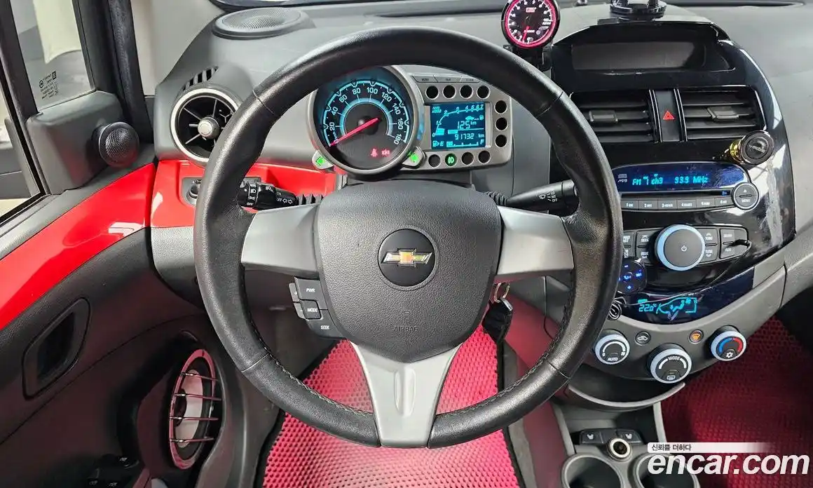 Chevrolet Spark 2012 1.0 Механическая в Москве № 38403, фото 3